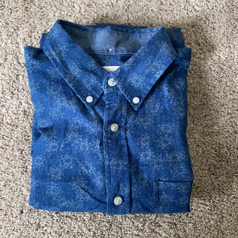 Gap Deigned + Crafted Floral Pattern Button Down - image 4